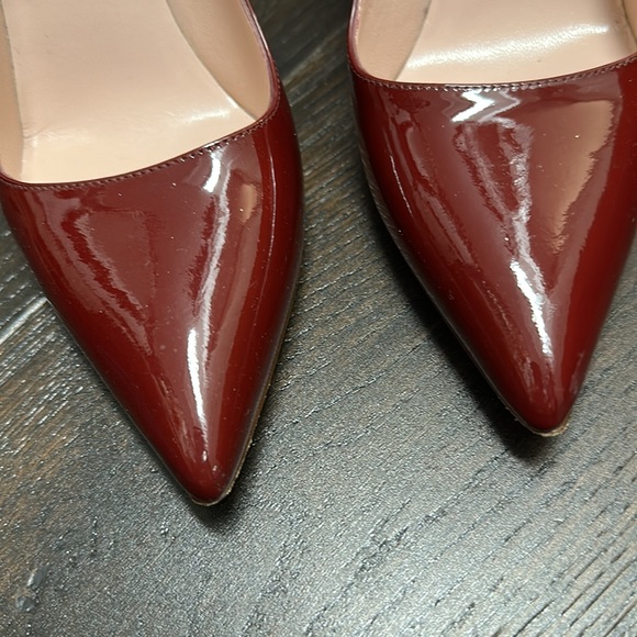 Kate Spade New York patent leather pumps burgundy color - Picture 2 of 9